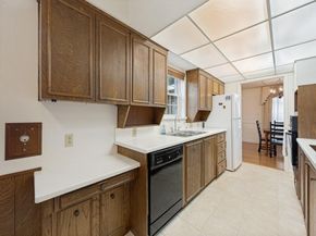 3818  Twin Falls Street , Irving Texas 75062
