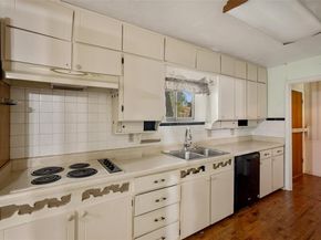 6916  Hovenkamp Avenue , Richland Hills Texas 76118