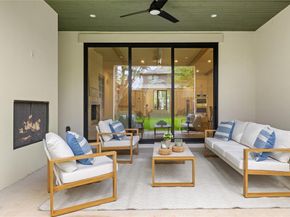9866  Mixon Drive , Dallas Texas 75220
