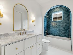 9866  Mixon Drive , Dallas Texas 75220