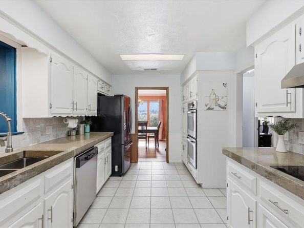 1116  Spring Lake Drive , Duncanville Texas 75137