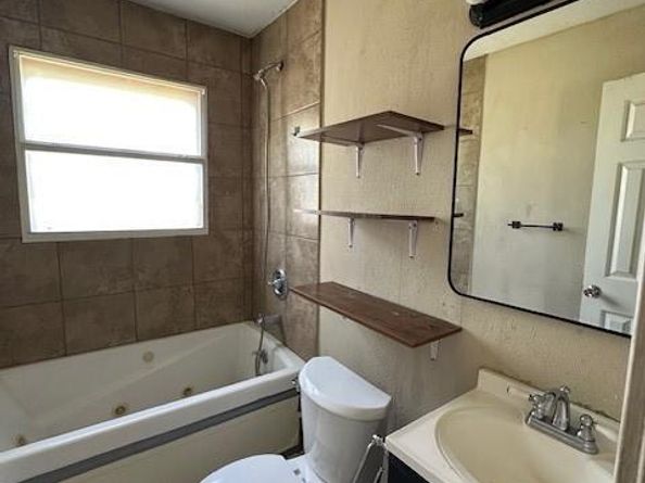 205  Hallvale Drive , White Settlement Texas 76108