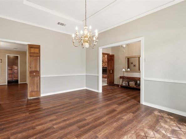 3001 S Country Club Road , Garland Texas 75043