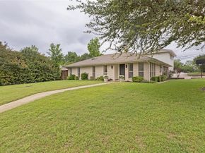 7757  Goforth Circle , Dallas Texas 75238