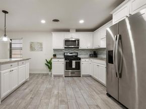 1710  Western Park Drive , Dallas Texas 75211