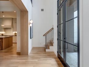 1622  Old Gate Lane , Dallas Texas 75218
