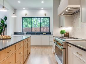 1622  Old Gate Lane , Dallas Texas 75218