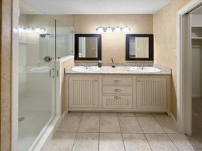 10257  Sunset View Drive , Fort Worth Texas 76108