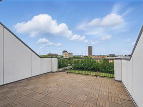 4627  Warwood Lane , Dallas Texas 75219