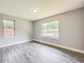 2609  Inadale Avenue , Dallas Texas 75228