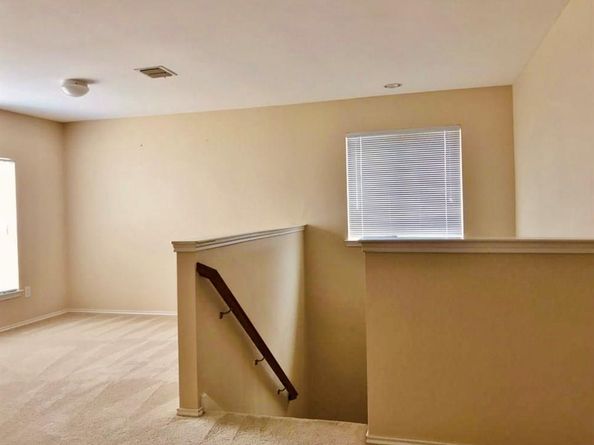 3231  Yeltes  , Grand Prairie Texas 75054