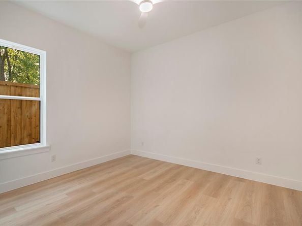 3459  Bernal Drive , Dallas Texas 75212