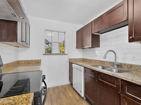 1512  Bay Shore Drive , Garland Texas 75040