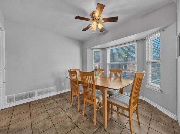 5511  Marshfield Court , Arlington Texas 76016