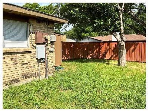 2833  Emberwood Drive , Garland Texas 75043