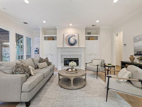 8607  Cherry Hill Drive , Dallas Texas 75243