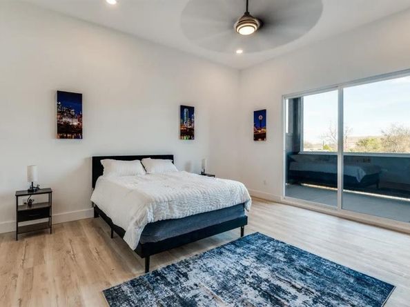 2802  Guymon Street , Dallas Texas 75212