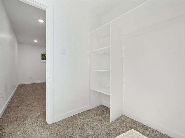 2661  Hudspeth Avenue , Dallas Texas 75216