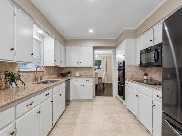 7066  Arboreal Drive , Dallas Texas 75231