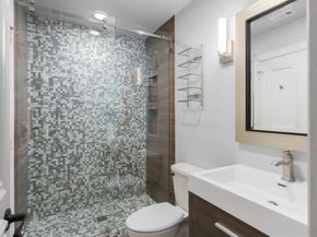 4001  Memorial Court , Carrollton Texas 75010