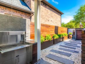 4001  Memorial Court , Carrollton Texas 75010