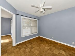 908  Yale Street , River Oaks Texas 76114