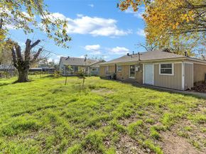 908  Yale Street , River Oaks Texas 76114