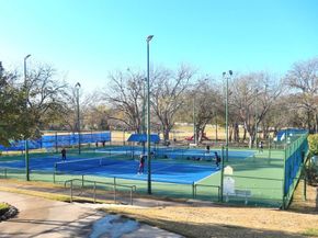 3208  Newfield Court , Garland Texas 75044