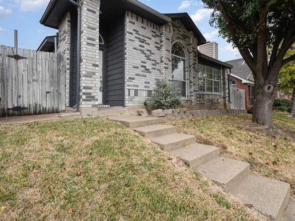 1529  Savannah Street , Mesquite Texas 75149