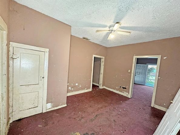 2211  Romine Avenue , Dallas Texas 75215