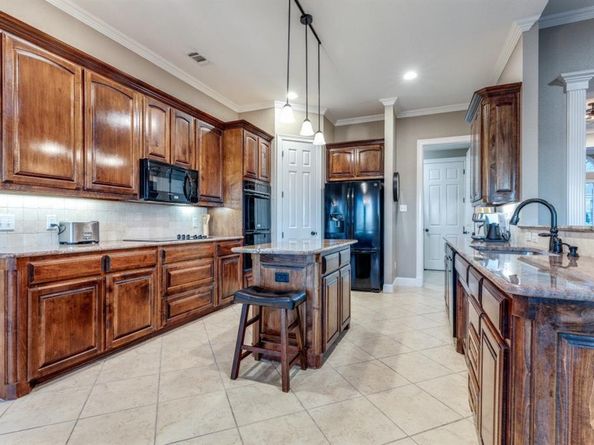 10908  Hawkins Home Boulevard , Benbrook Texas 76126