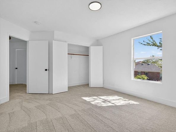 4241  Meadowknoll Drive , Fort Worth Texas 76123