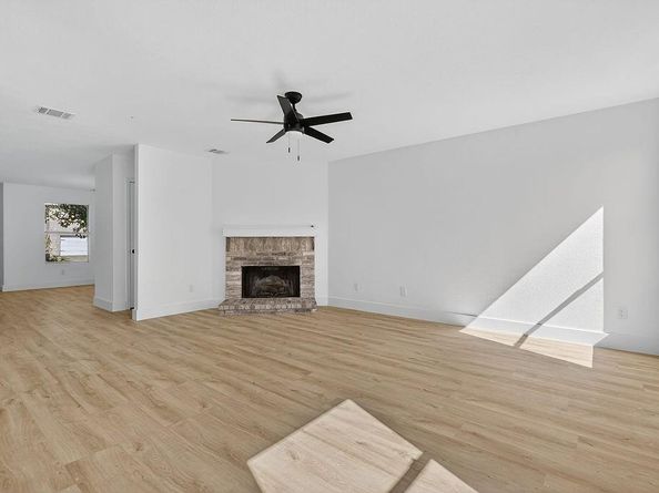 4241  Meadowknoll Drive , Fort Worth Texas 76123