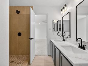 4241  Meadowknoll Drive , Fort Worth Texas 76123