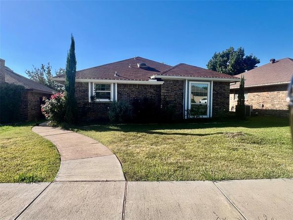1758  Castille Drive , Carrollton Texas 75007