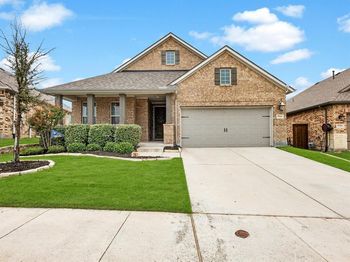 916  Monarch Lane 