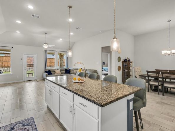 916  Monarch Lane , Celina Texas 75009