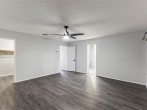7018  Lake Jackson Drive , Arlington Texas 76002