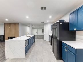 7018  Lake Jackson Drive , Arlington Texas 76002