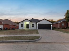 7018  Lake Jackson Drive , Arlington Texas 76002