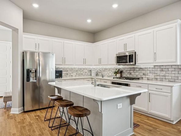 420  Waterscape Drive  1237, Lake Dallas Texas 75065