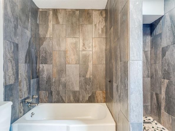 3719  Weeburn Drive , Dallas Texas 75229
