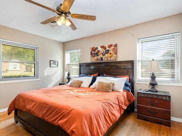 808  Ravenwood Drive , Arlington Texas 76013