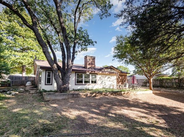 808  Ravenwood Drive , Arlington Texas 76013