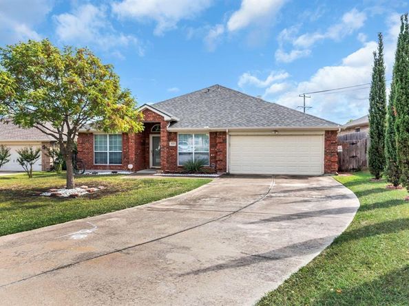 1221 N Rhea Drive , White Settlement Texas 76108