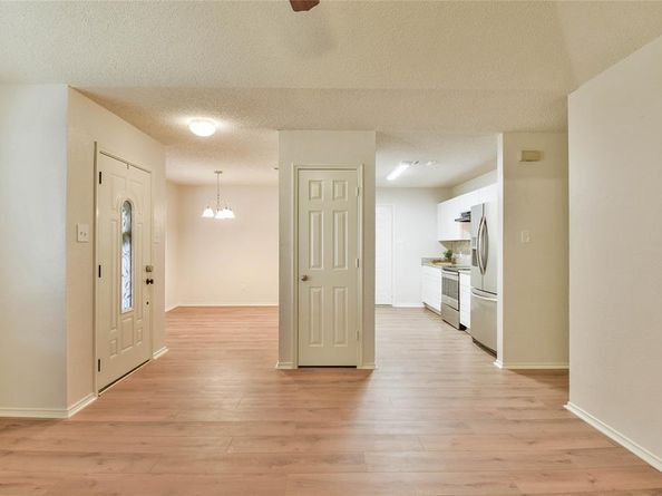 10109  Pack Saddle Trail , Fort Worth Texas 76108
