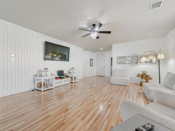 2111  Clear Branch Way , Royse City Texas 75189