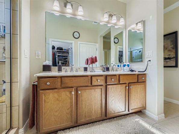 10108  Sandhurst Drive , Denton Texas 76207