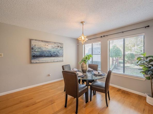 1707  Overlook Drive , Grapevine Texas 76051