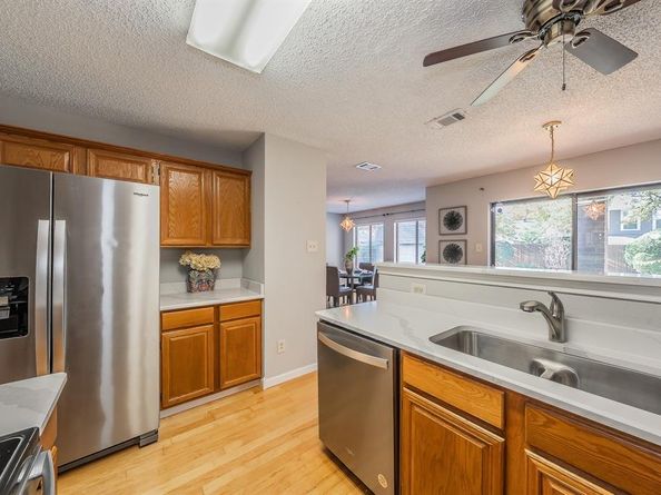 1707  Overlook Drive , Grapevine Texas 76051